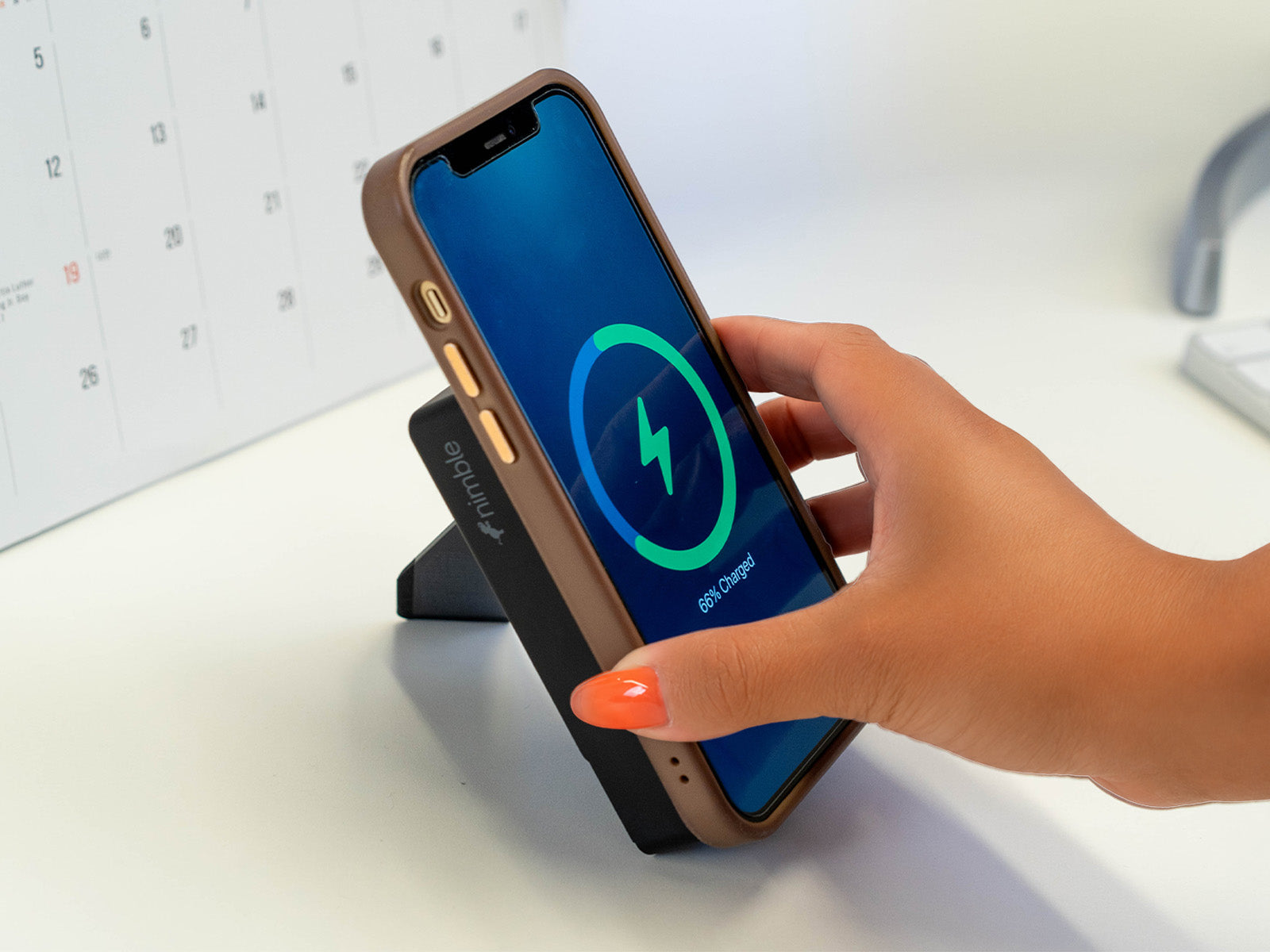 Magnetic Portable Battery | Nimble CHAMP Wireless