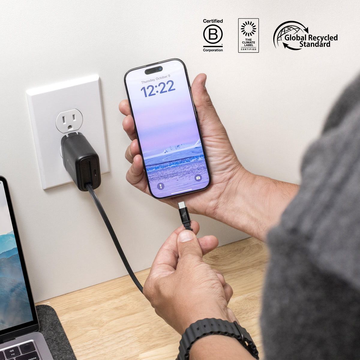 WALLY Stretch 20W Wall Charger